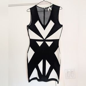 BCBG Like New Evinna Geometric Dress